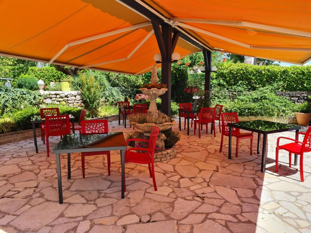La Casa Color Bed & Breakfast Lamagdelaine Exterior photo