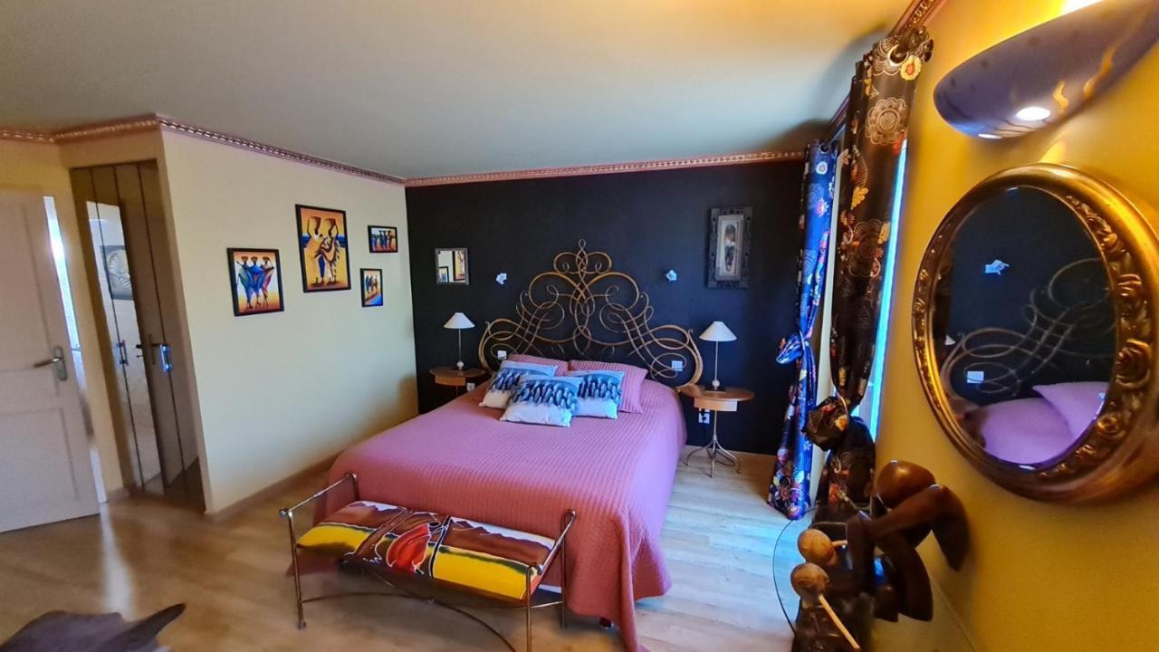 La Casa Color Bed & Breakfast Lamagdelaine Exterior photo
